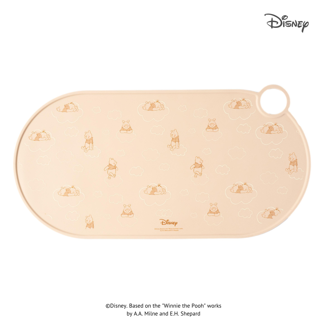 [Bundle] Winnie the Pooh Bib & Placemat (Sleepy Pooh)