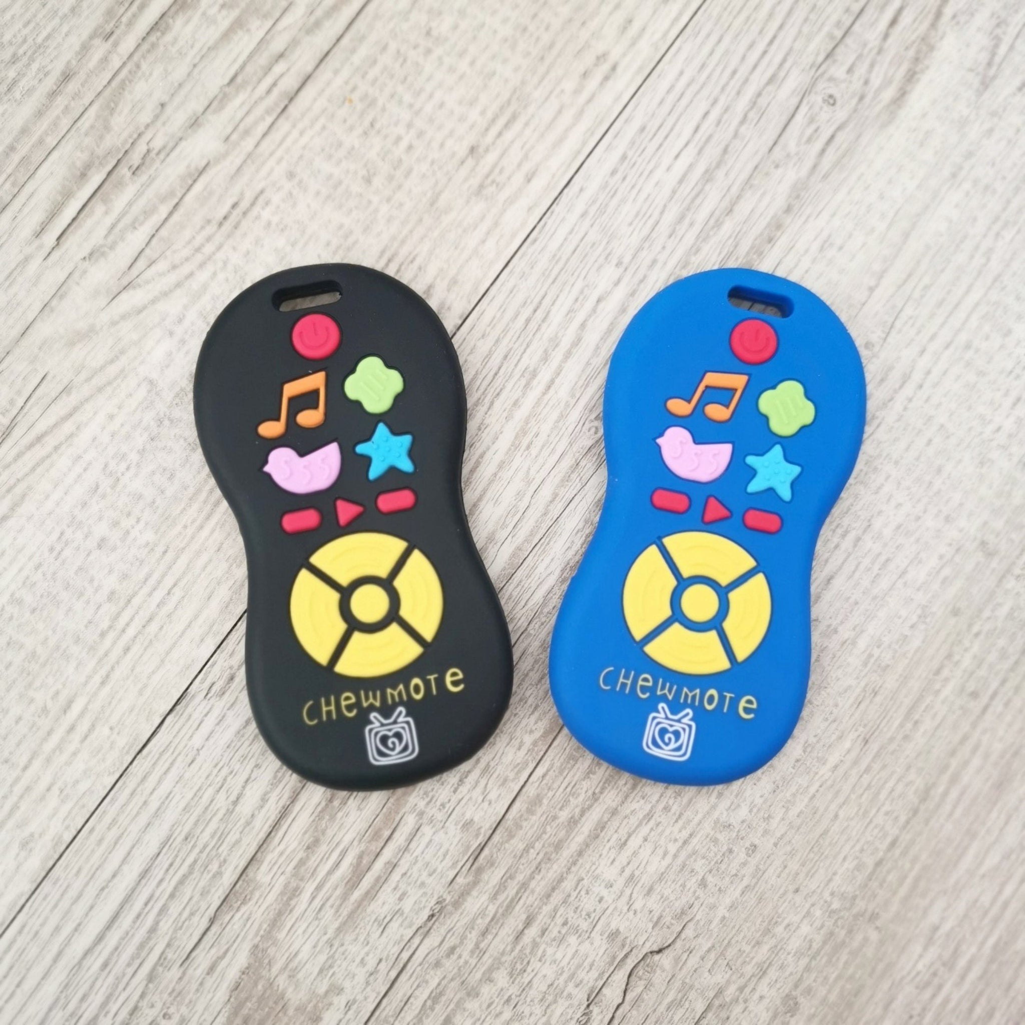 Modern Baby Teether - Baby Chew Mote - Little Bearnie 